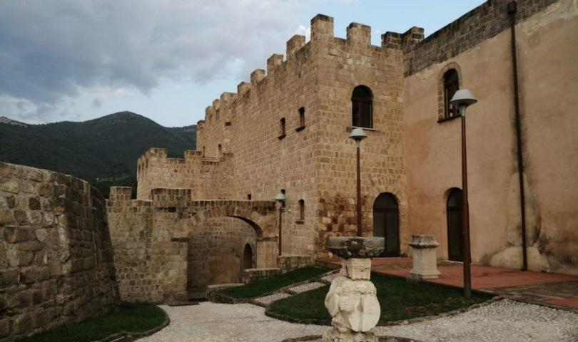 Salisu Country House Mignano Monte Lungo Bagian luar foto